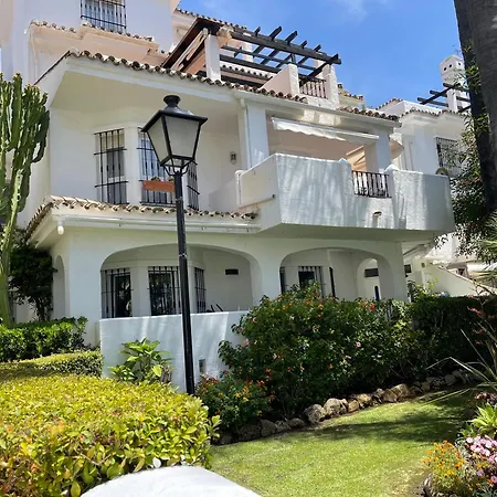 Golf&pool Oasis Near Puerto Banús Apartamento